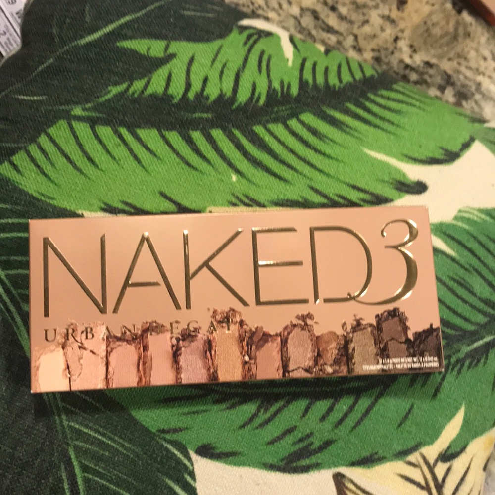 Urban Decay Naked 3